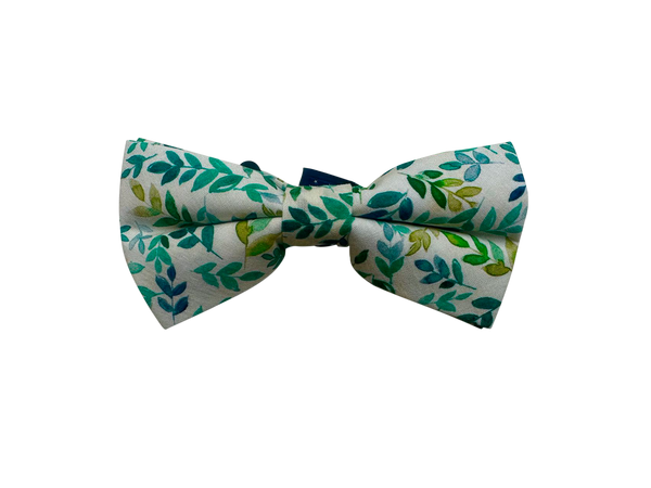 Sage Green Grass Pre-tied Bow Tie