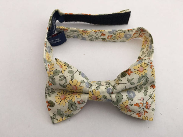 Yellow Daisy Floral Kids Bow Tie